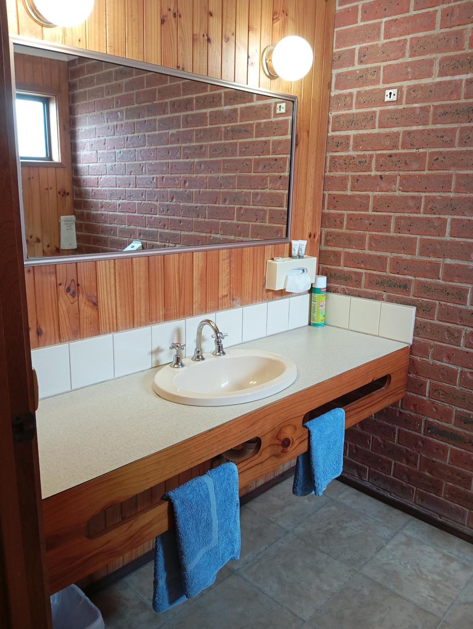 Orbost Country Road Motor Inn Екстер'єр фото
