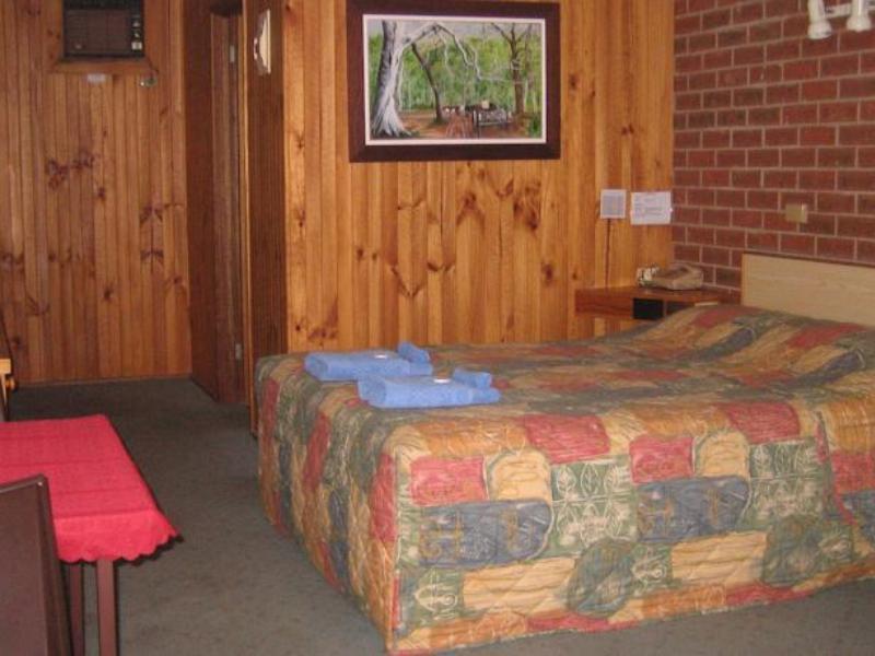 Orbost Country Road Motor Inn Екстер'єр фото